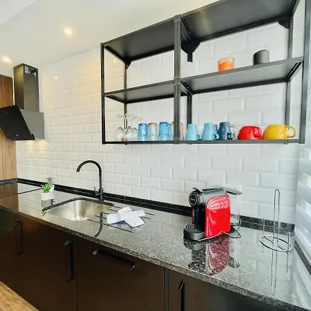 Apartment Limoeiro - Shopping Center 50m - Modern Portimao
