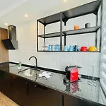 Apartment Limoeiro - Shopping Center 50m - Modern *